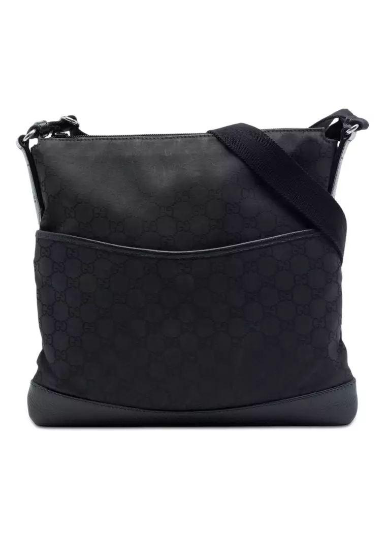 Pre-Loved Gucci Gg Nylon Flat Messenger Bag