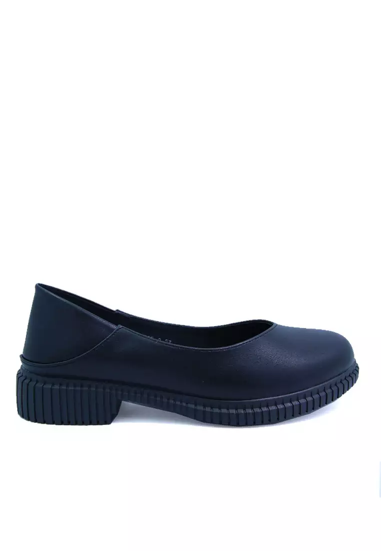 Jual Fly Shoes Fly Shoes Cynthia Women Slip on Shoes Original 2024