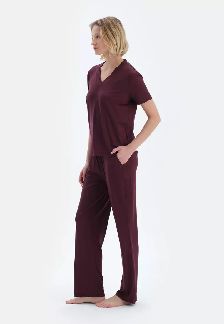Bordeaux T-Shirt & Trousers, V-Neck, Regular, Regular Leg, Short Sleeve Sleepwear for Women