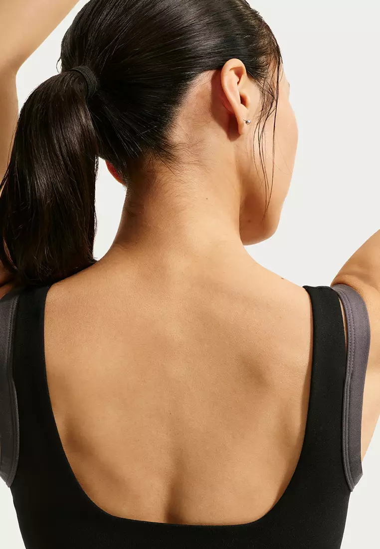 One Women's Light-Support Sports Bra