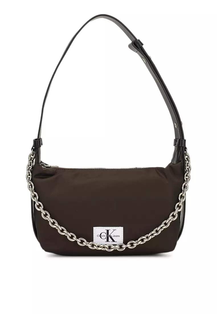 CALVIN KLEIN NYLON CHAIN SHOULDER BAG22 (Dimensions: 22 x 19 x