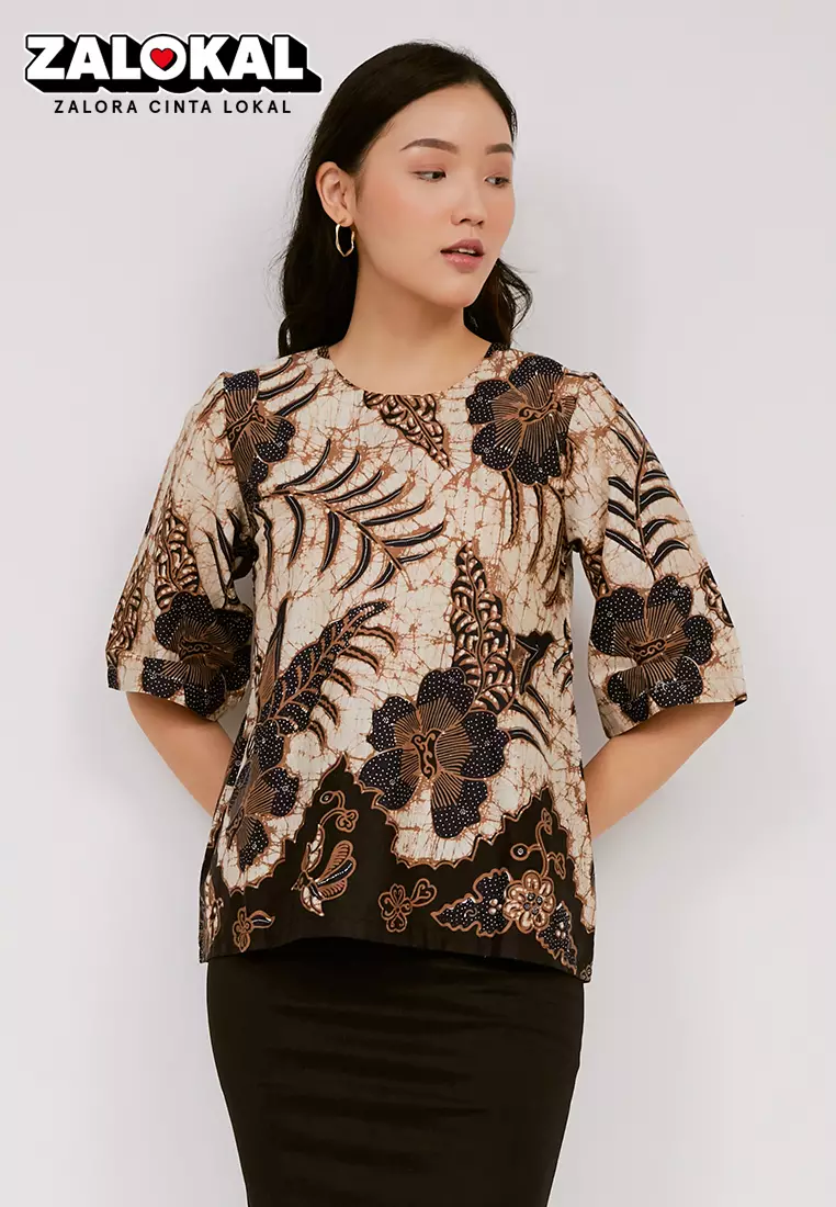 Jual Jayashree Batik Agni Blouse Wanita Original 2024 | ZALORA Indonesia