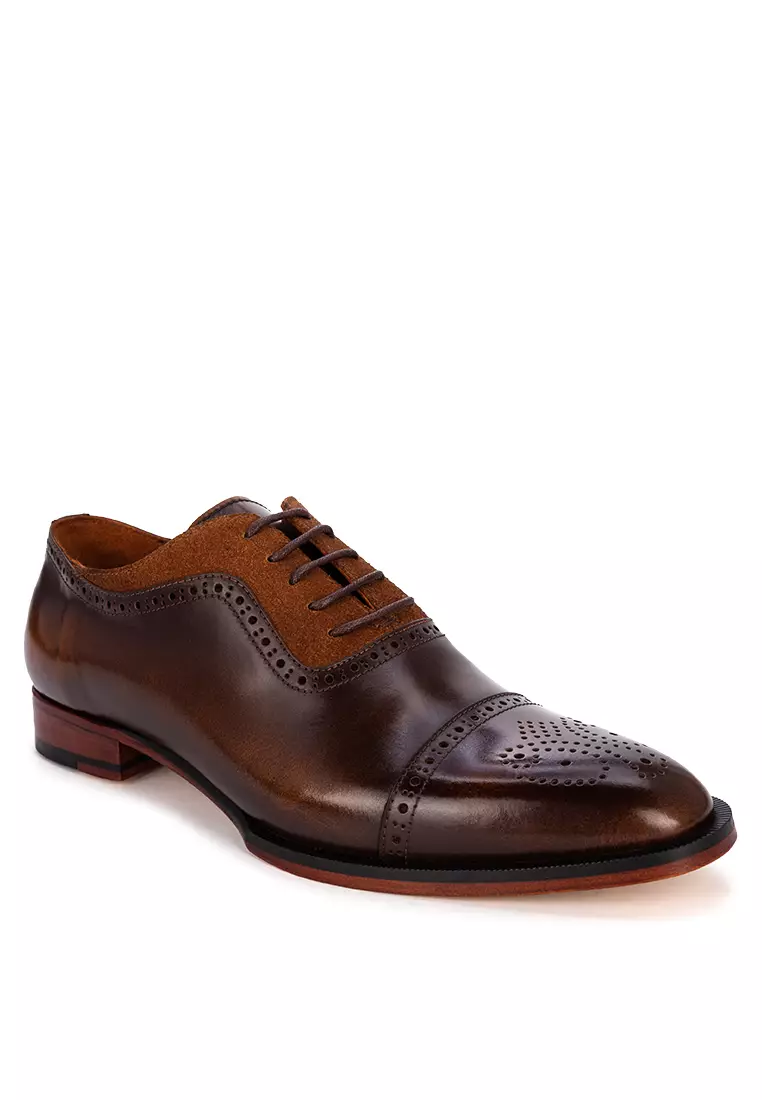 Discount on Bristol Shoes  shoes - SKU: Bowman Brown Brush-Off Captoe Oxford