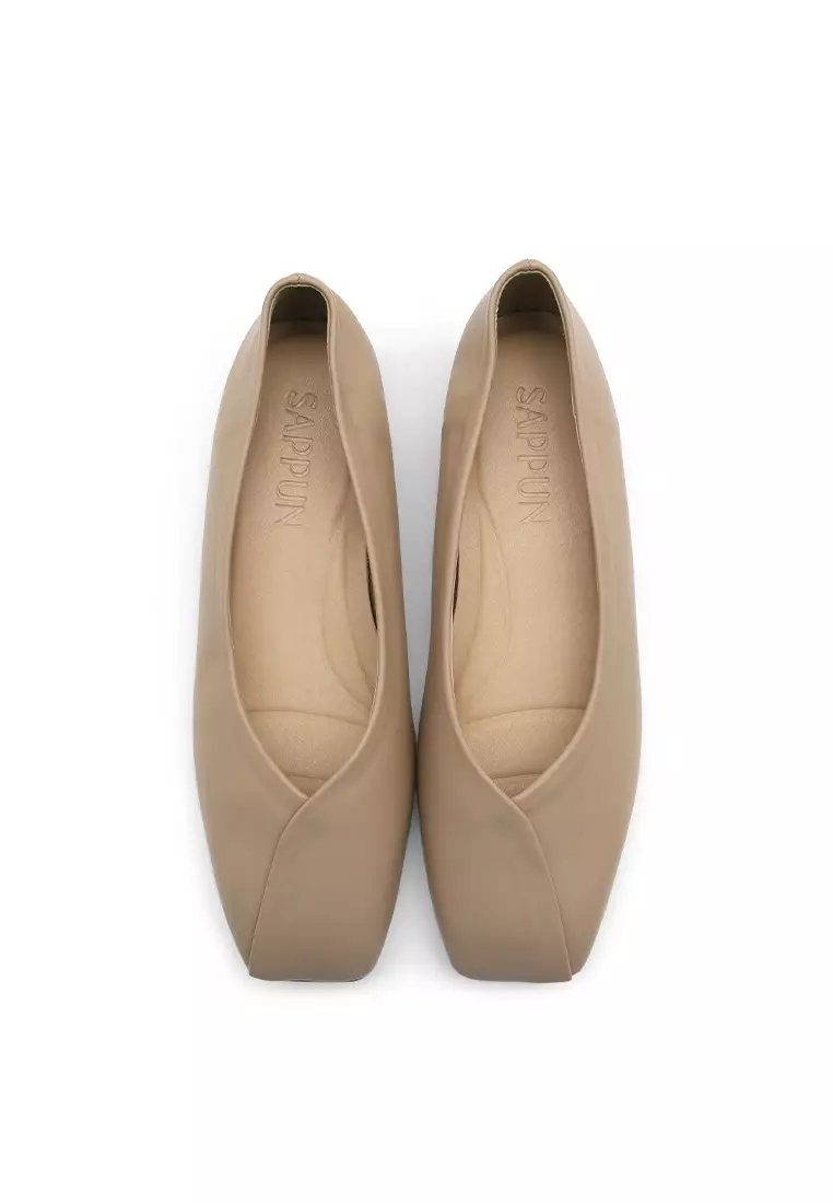 Della Square Flats (2cm) - Beige
