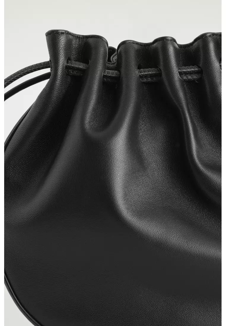 GATHERED POUCH BAG - LEATHER