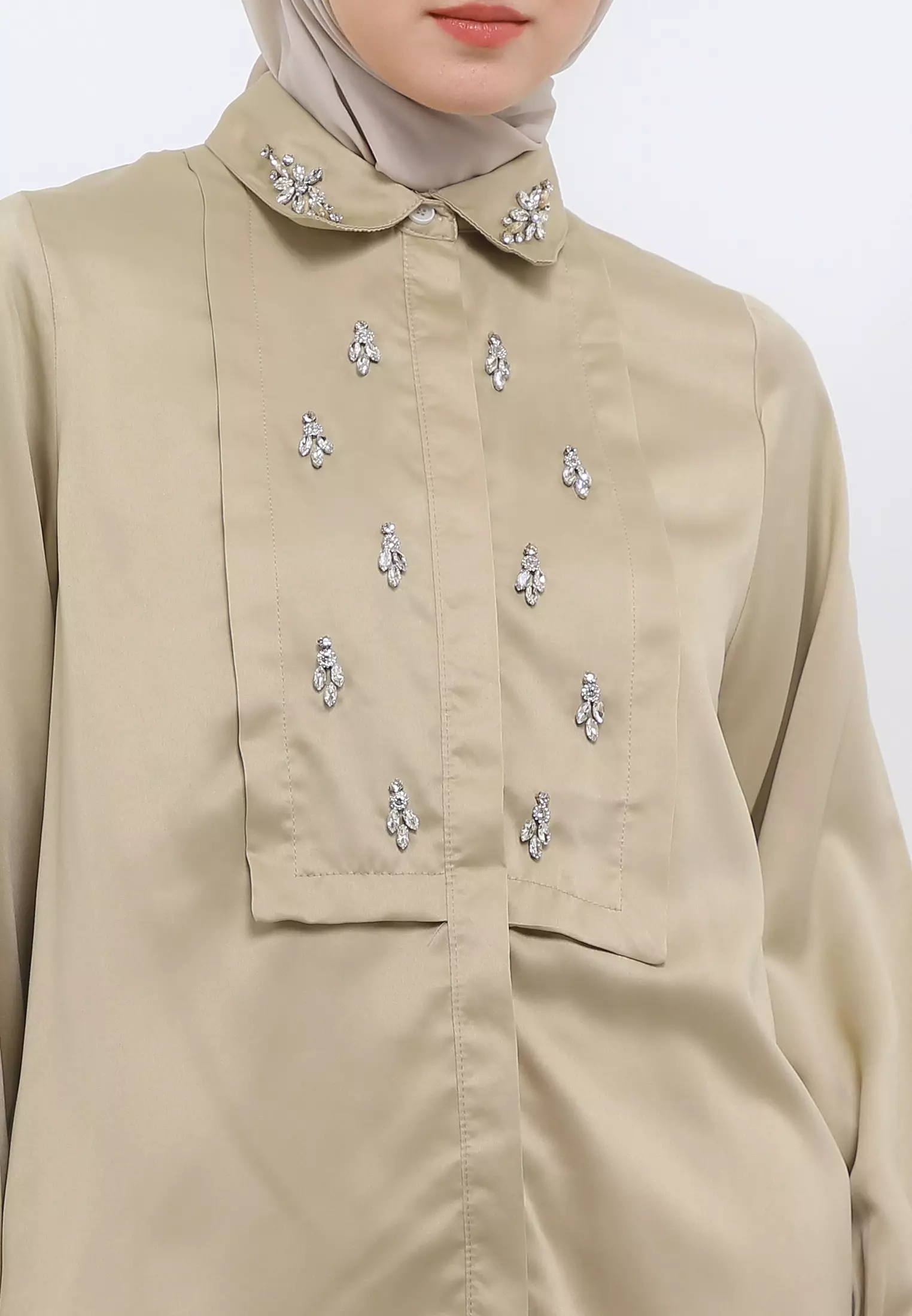 MFMW Shawyer Atasan Blouse Satin Olive With Payet