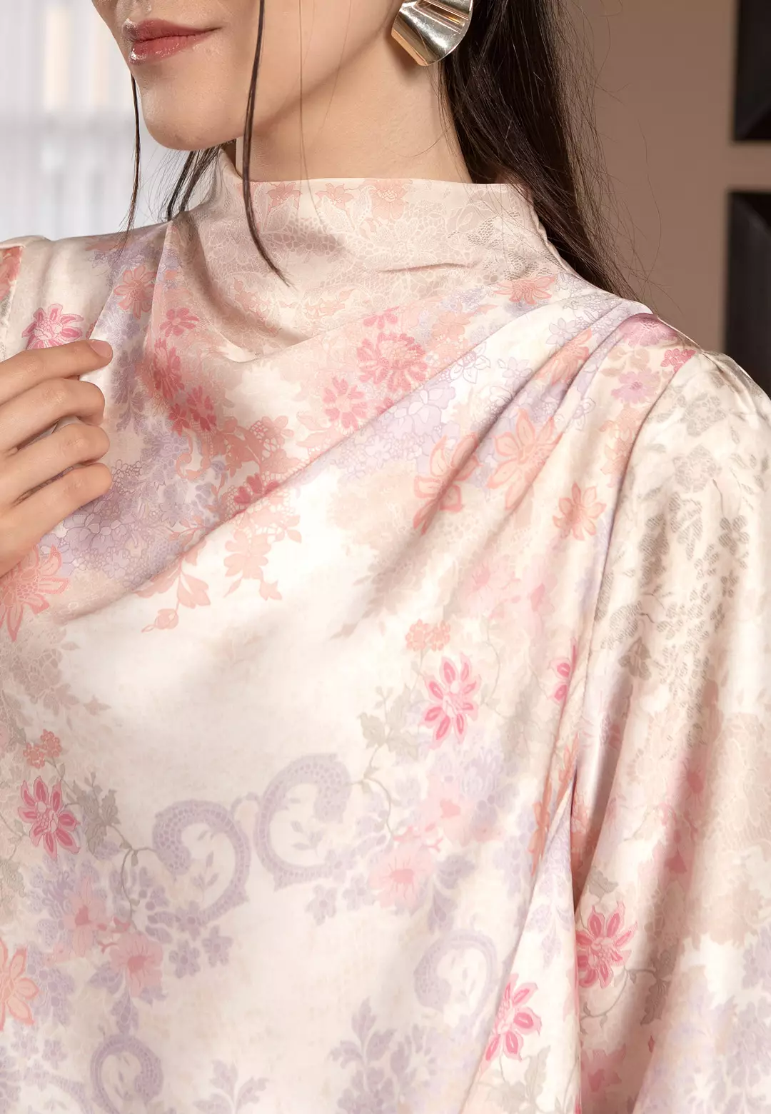 HijabChic Edeline Tunic Peach - Baju Lebaran Motif Floral Elegan