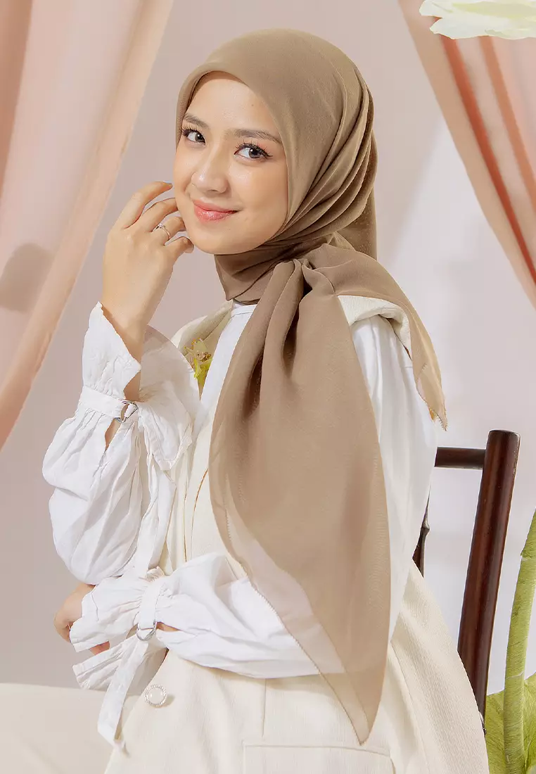 Nashwa Paris Eyelash in Olive Sheen (Lozy x Nashwa)