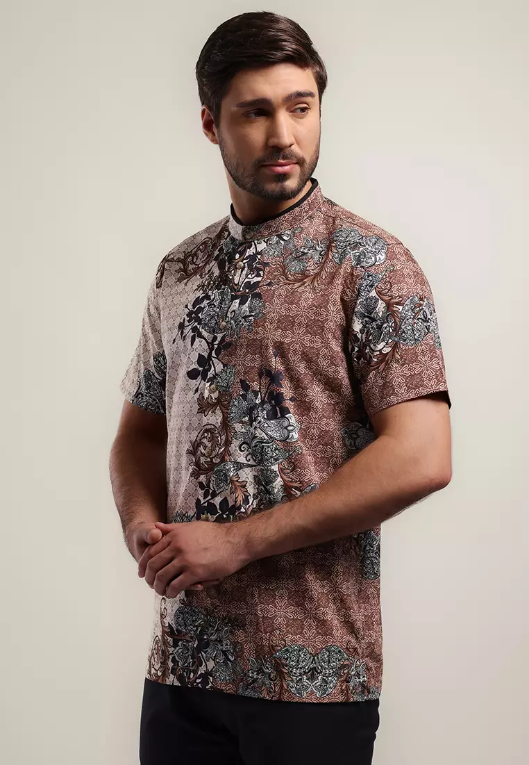 MOC Kemeja Koko Lengan Pendek Pria Modern Fit SCAFO - BEIGE