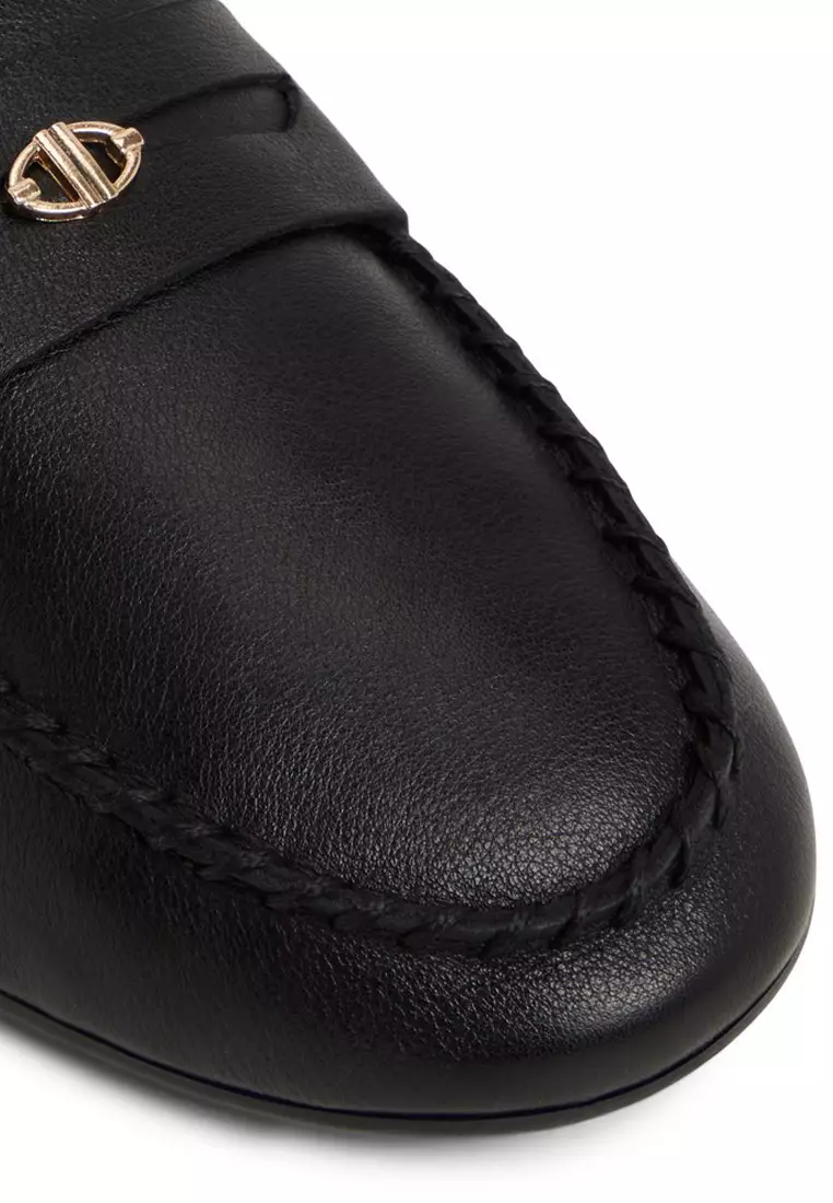 Wylaena Slip Ons