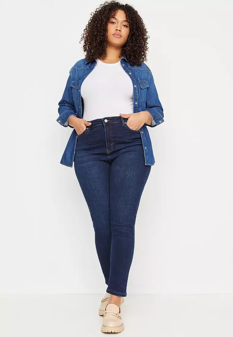 Plus size skinny jeans short hotsell