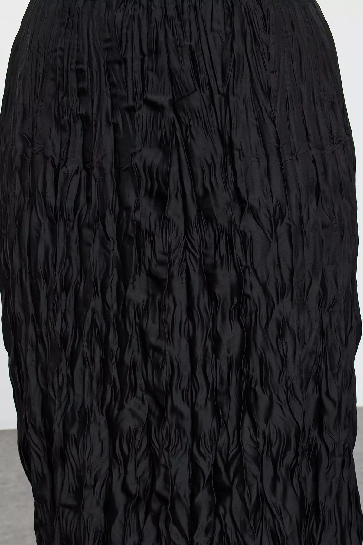 Plus Size Textured Midi Skirt