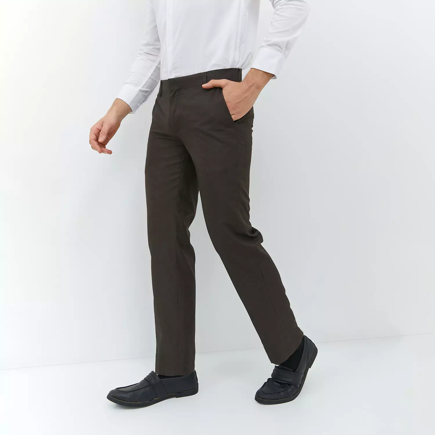Jobb Raymore-B Celana Panjang Pria Slim Fit Dark Brown Warna Dark Brown