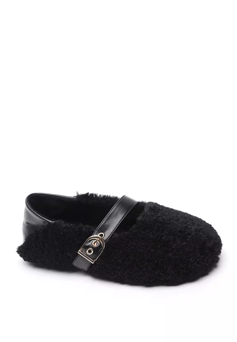 Discount on Twenty Eight Shoes  shoes - SKU: Plush Flat Shoes WW138-1