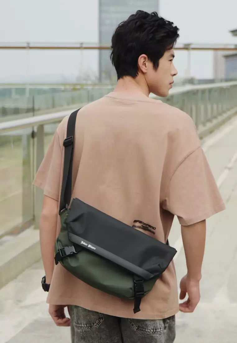 Men's Chest Bag / Sling Bag / Crossbody Bag - Black / Green