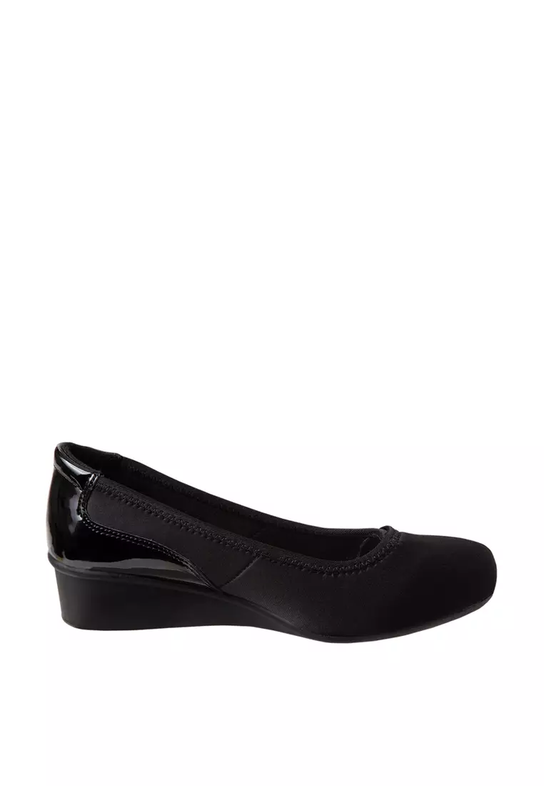 Discount on Comfort Plus By Predictions  shoes - SKU: Women's Dusk Wedge