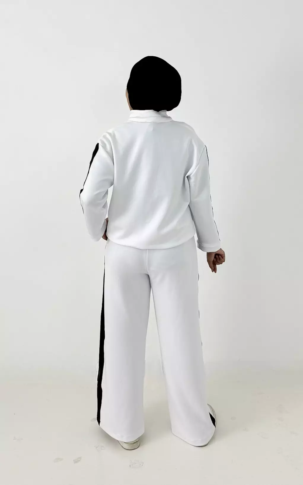 Set Sporty Kulot Whitney PUTIH Setelan Jaket Kulot Olahraga