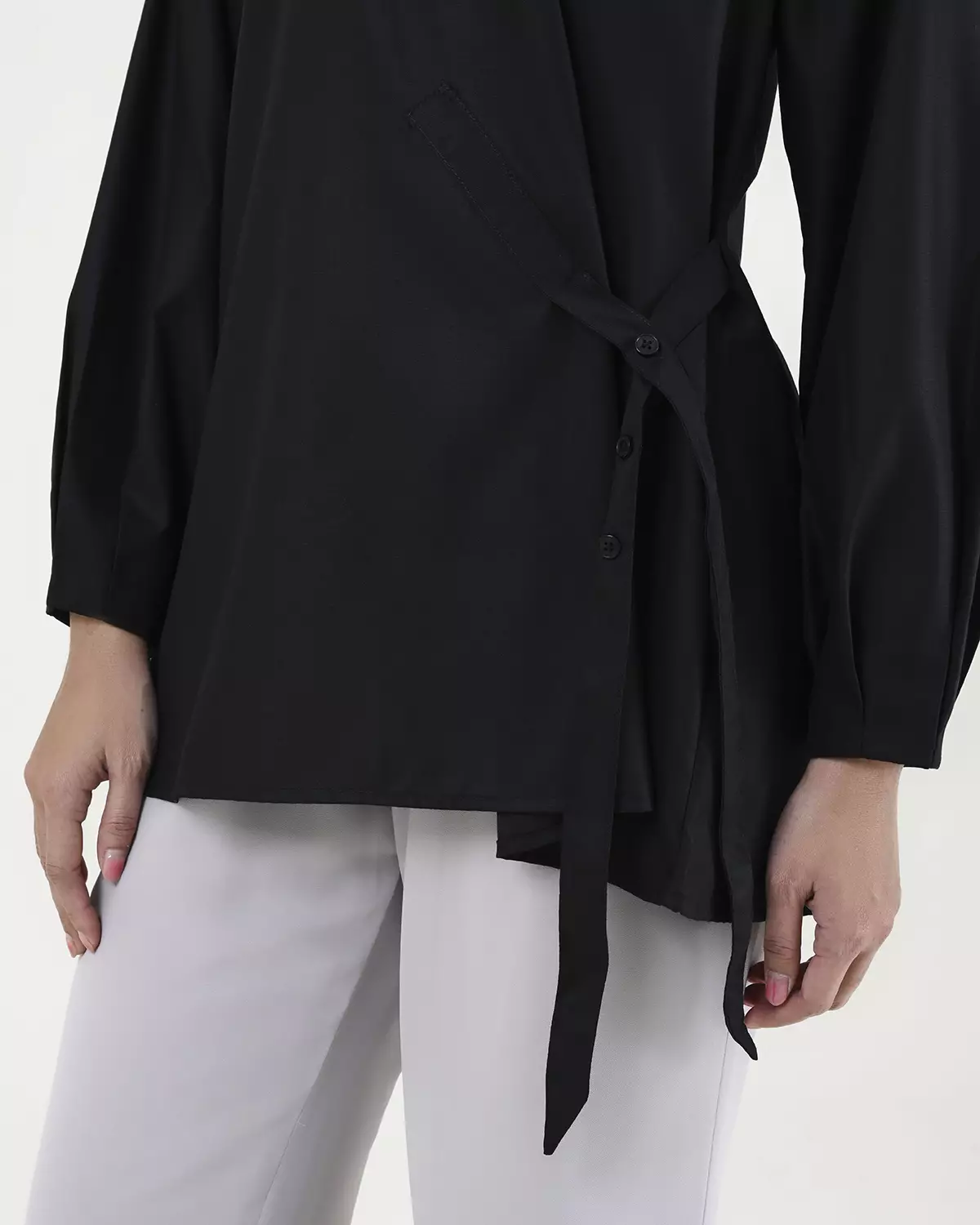Geulis.id RUKA BLOUSE - Black