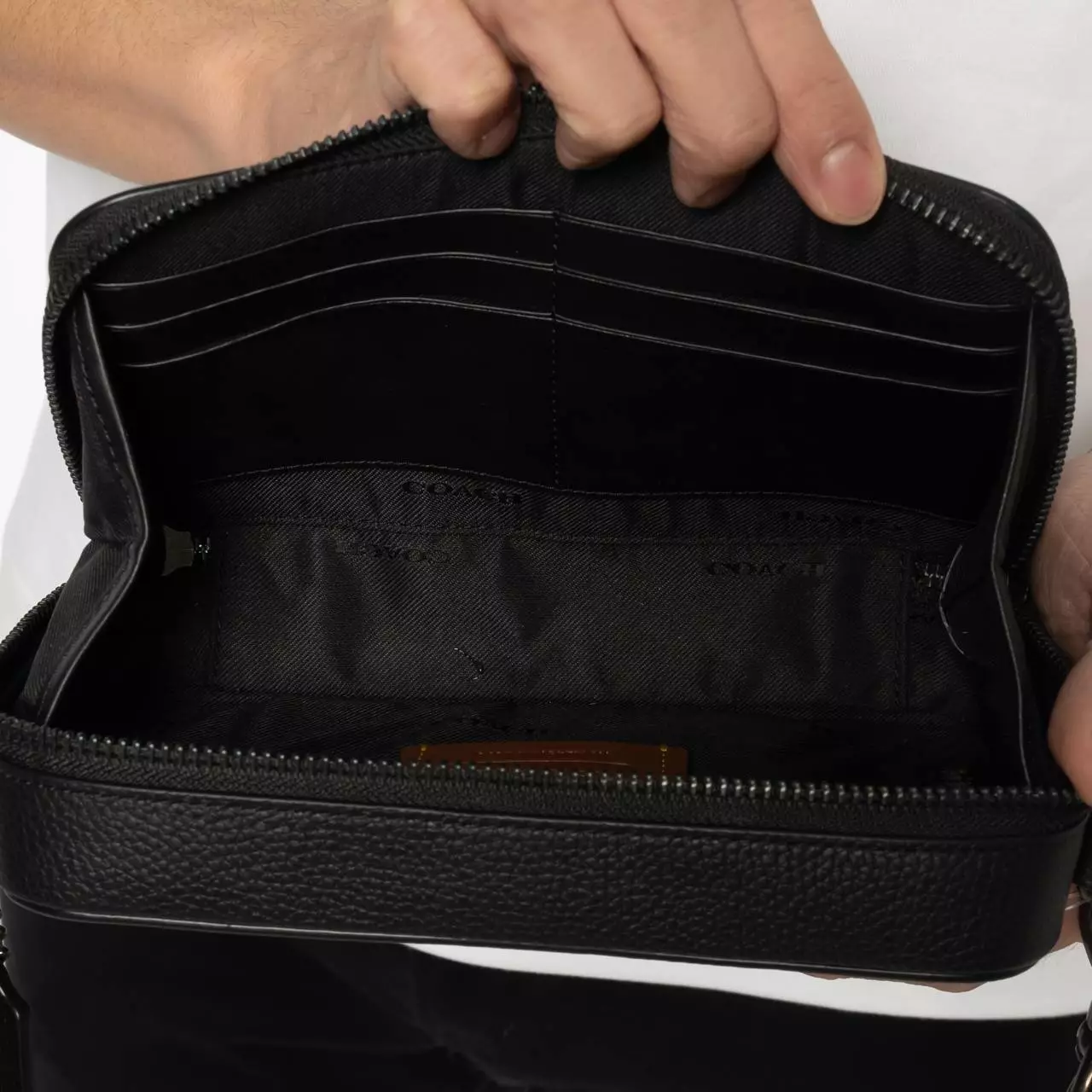 Charter Slim Crossbody Bag Black