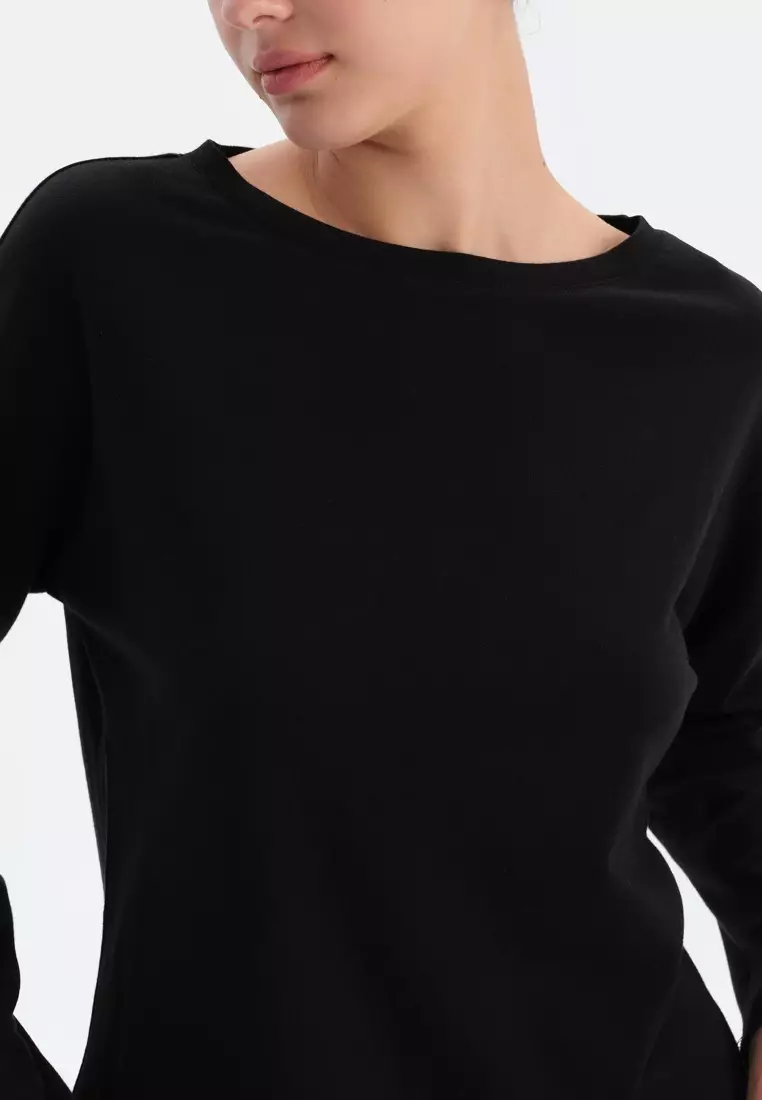 Black Celliant T-Shirt & Trousers Set, Crew Neck, Oversize, Long Sleeve Sleepwear for Women