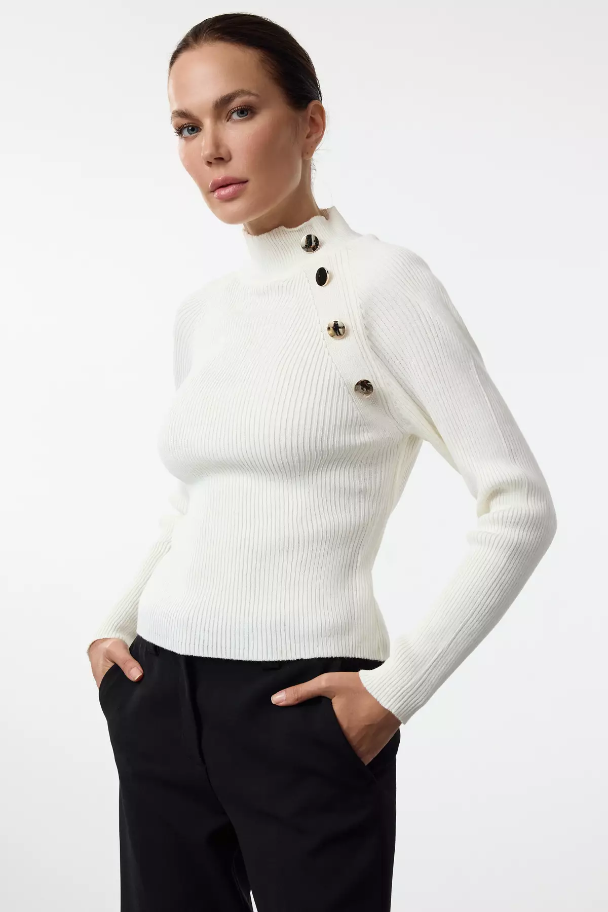 Ecru Button Detailed Thin Knit Sweater TWOAW25KZ00069