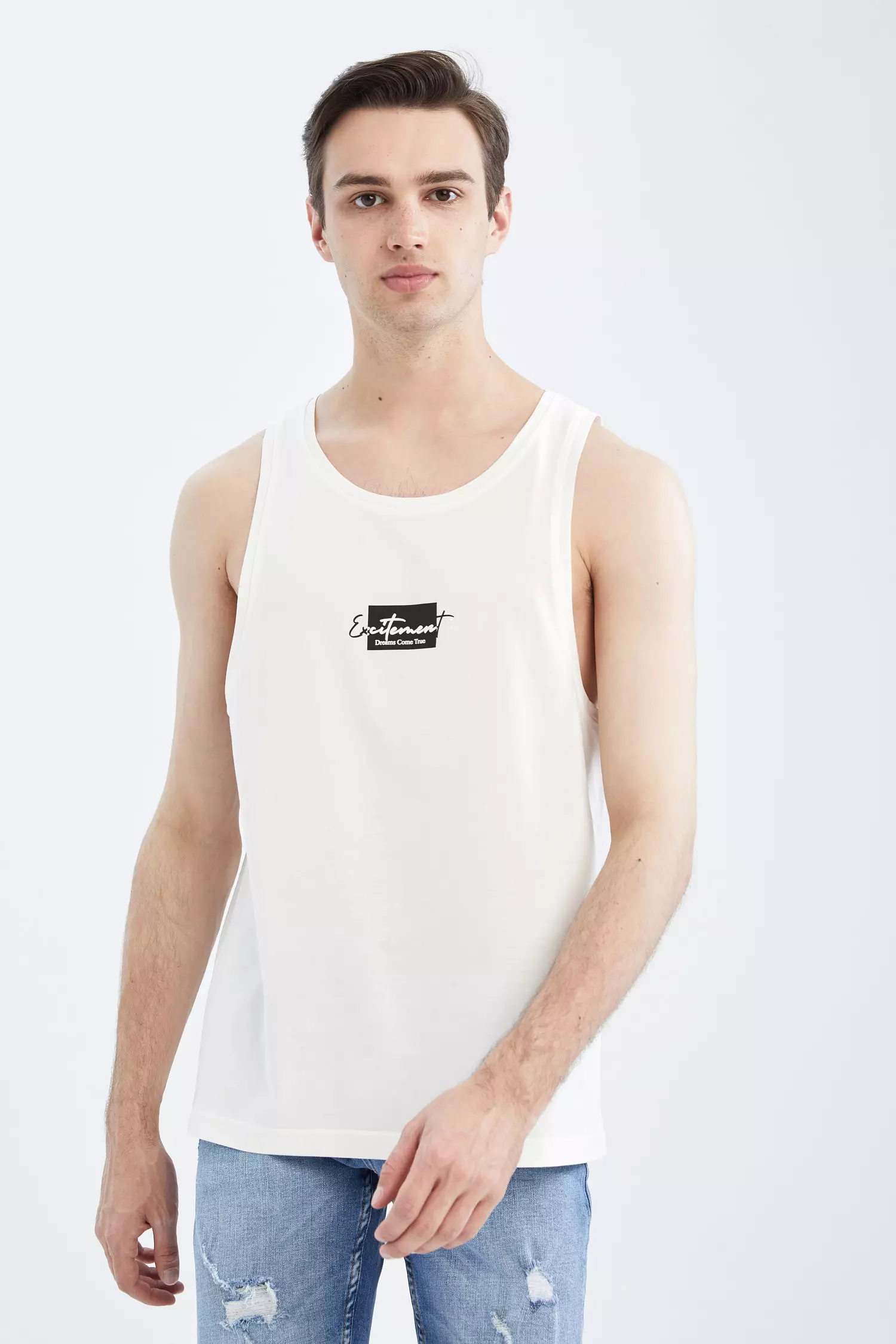 Slim Fit Crew Neck Printed Strapped Cotton Combed Singlet