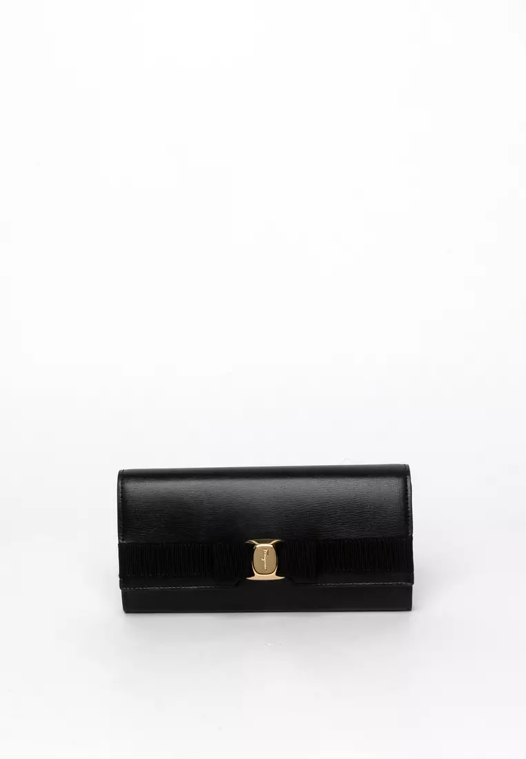 Buy Salvatore Ferragamo Salvatore Ferragamo Vara Bow Wallet 2024