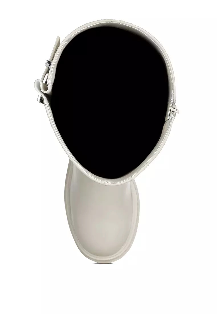 Sepatu Bot Panjang Detail Harness Warna Beige