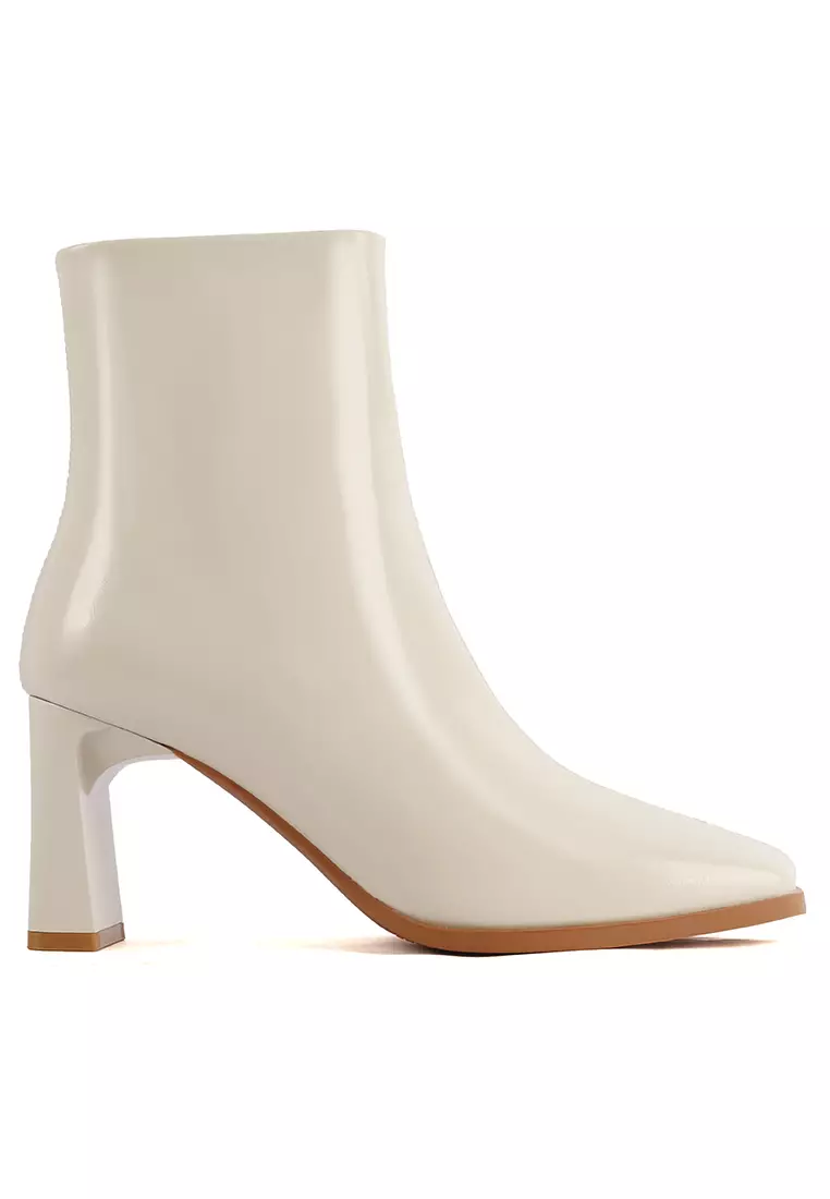 White boots 2025 square toe