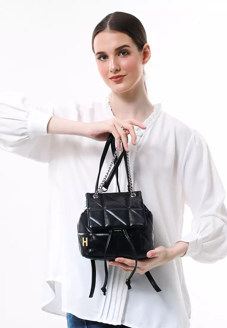 Cellyn Tas Ransel Mini Wanita Strap Kombinasi Rantai Material Leather ORIGINAL - Black