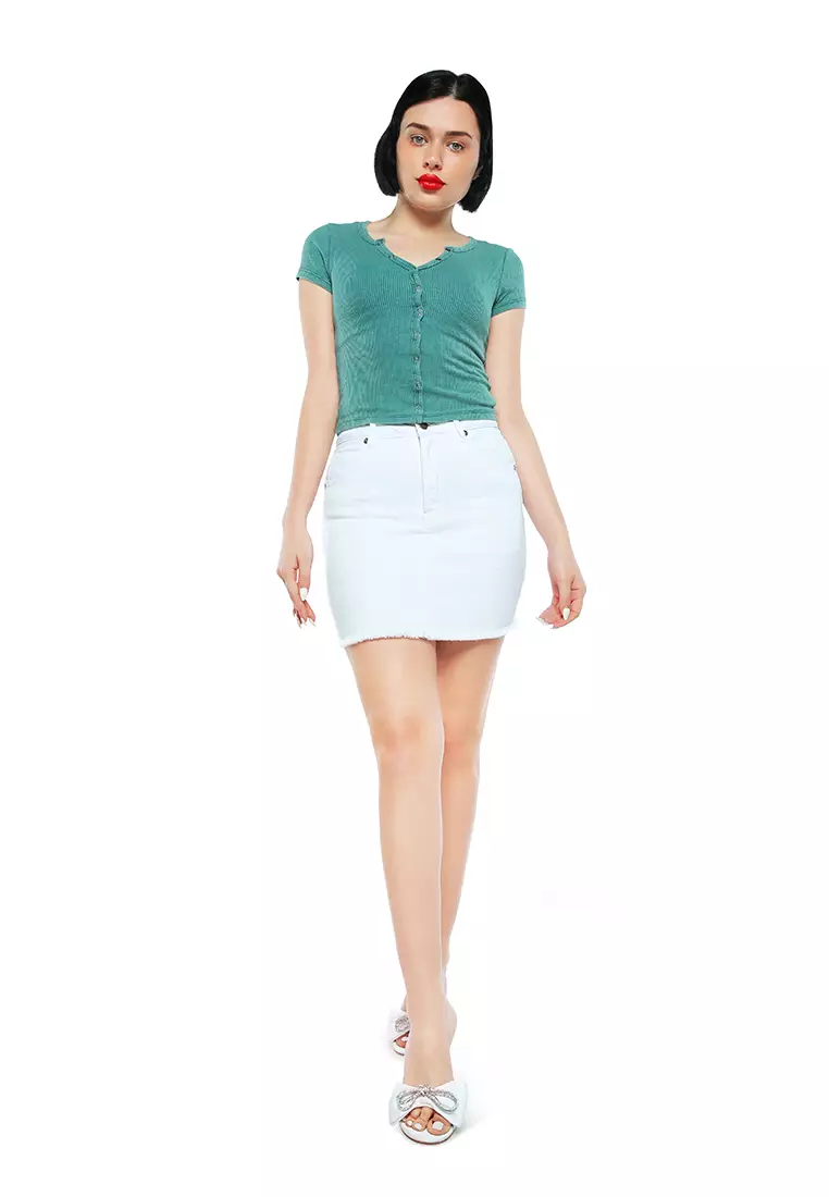 Kancing Hijau Tua Atas Rajutan