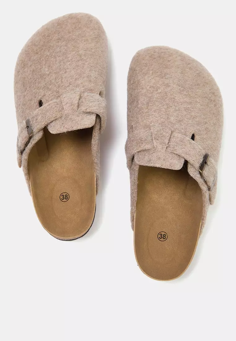 Buckle Clog Slippers