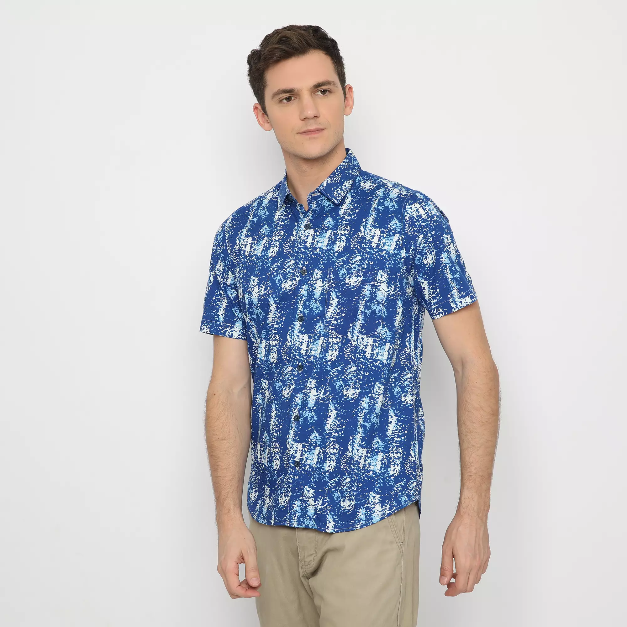 Platini Kemeja Print Pria Lengan Pendek Biru 132147