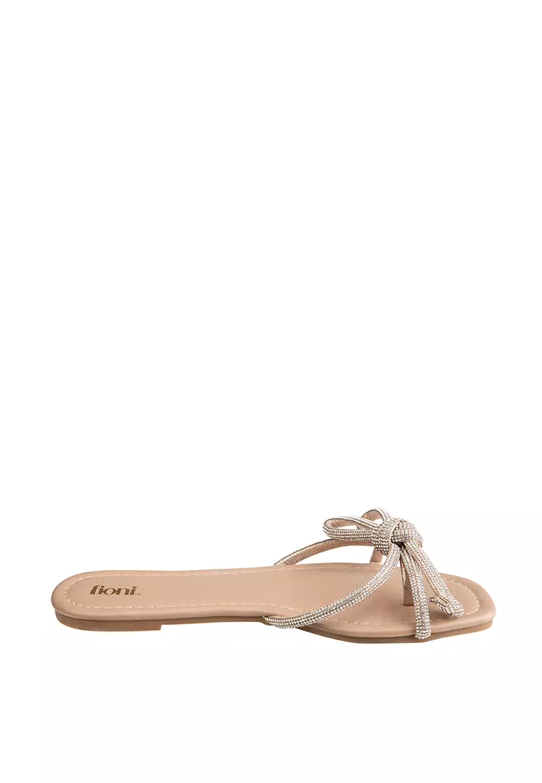 Discount on Fioni  shoes - SKU: Women's Penelope Flat Thong