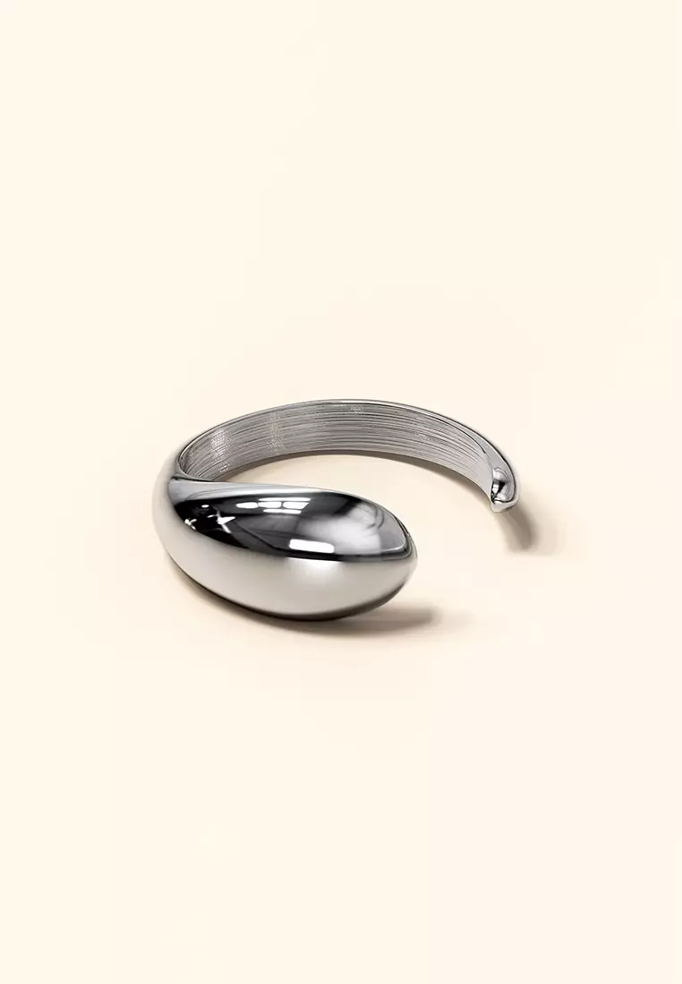 Elan Irregular Open Claw White Gold Ring