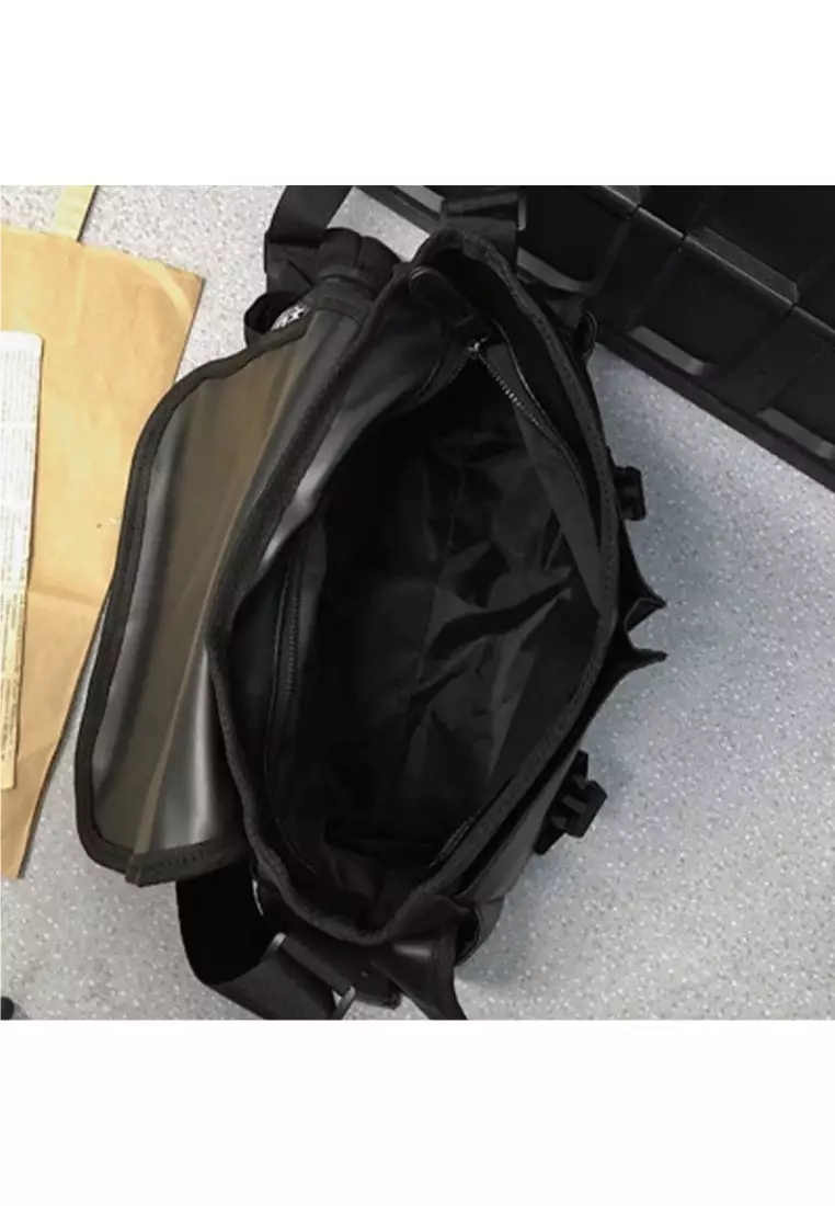 Arizona Black Selempang Sling Bag