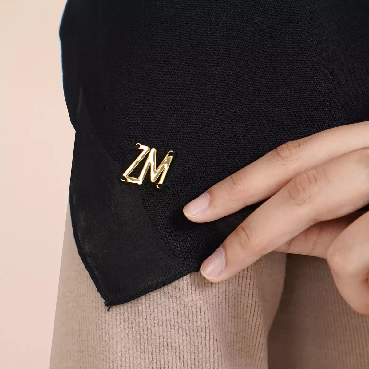 ZM Zaskia Mecca - Qiola Ink Scarf - Kerudung Segi Empat