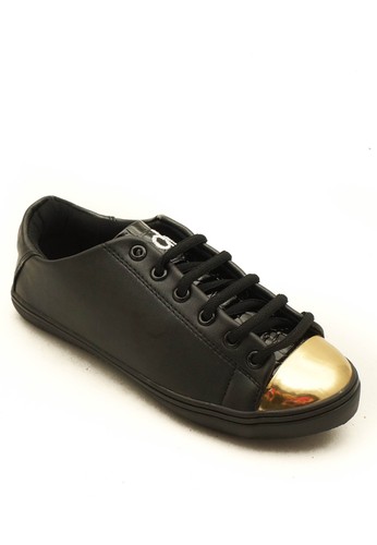 Cap-toe Men Sneaker Gold Metallic Toe
