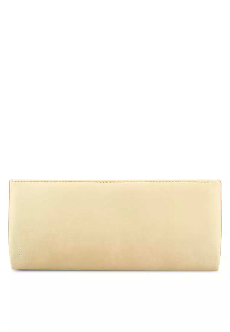 Beige envelope clearance clutch