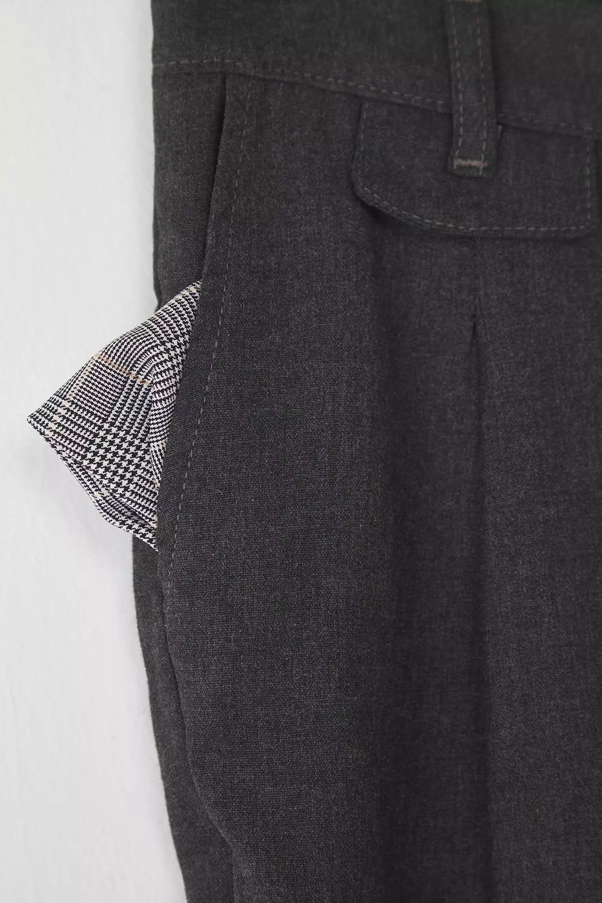 Anthracite Italian Cut Pleated Classic Double Leg Fabric Trousers Tmnss24Pl00022