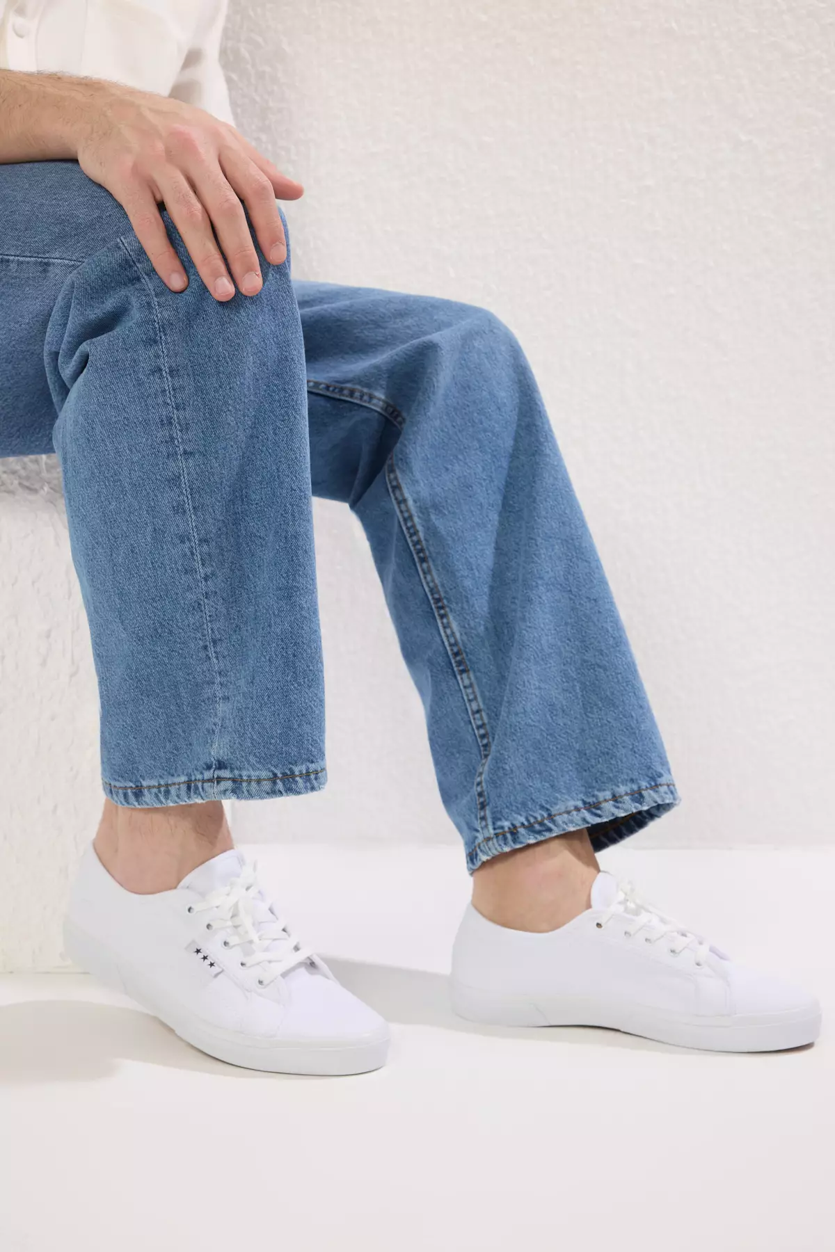 Lace-Up Flat Sole Sneakers