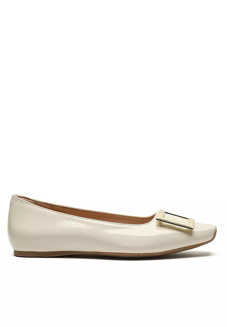 Discount on Twenty Eight Shoes  shoes - SKU: Square Buckle Patent Leather Flat Shoes WW1238-1