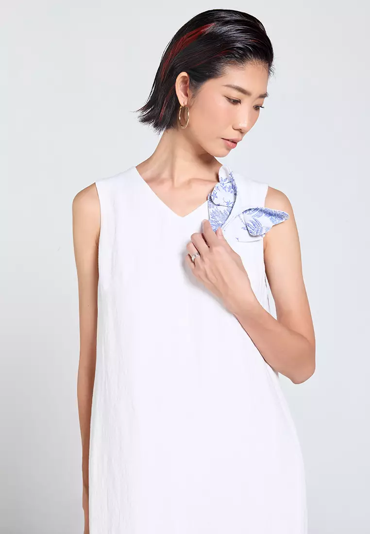 Minimal Linen Maxi Dress