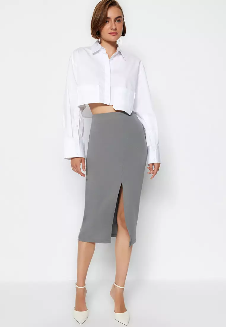 Textured Crepe Knitted Skirt