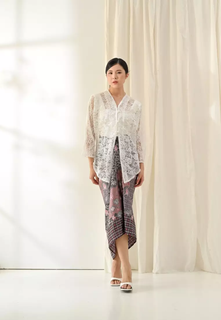 Aruna kebaya blouse