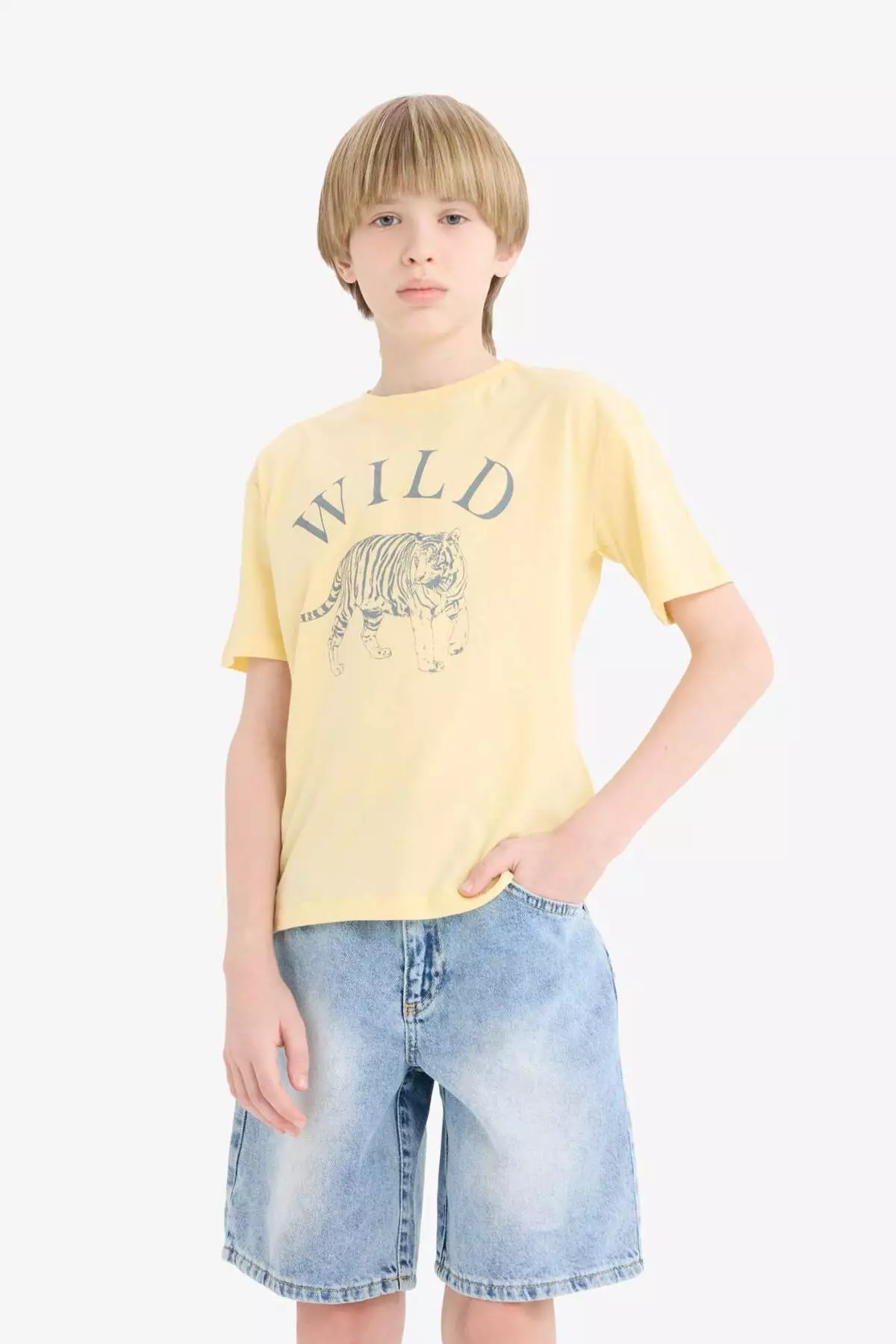 Boy's Crew Neck Printed Short Sleeve T-Shirt F0181A825Sm