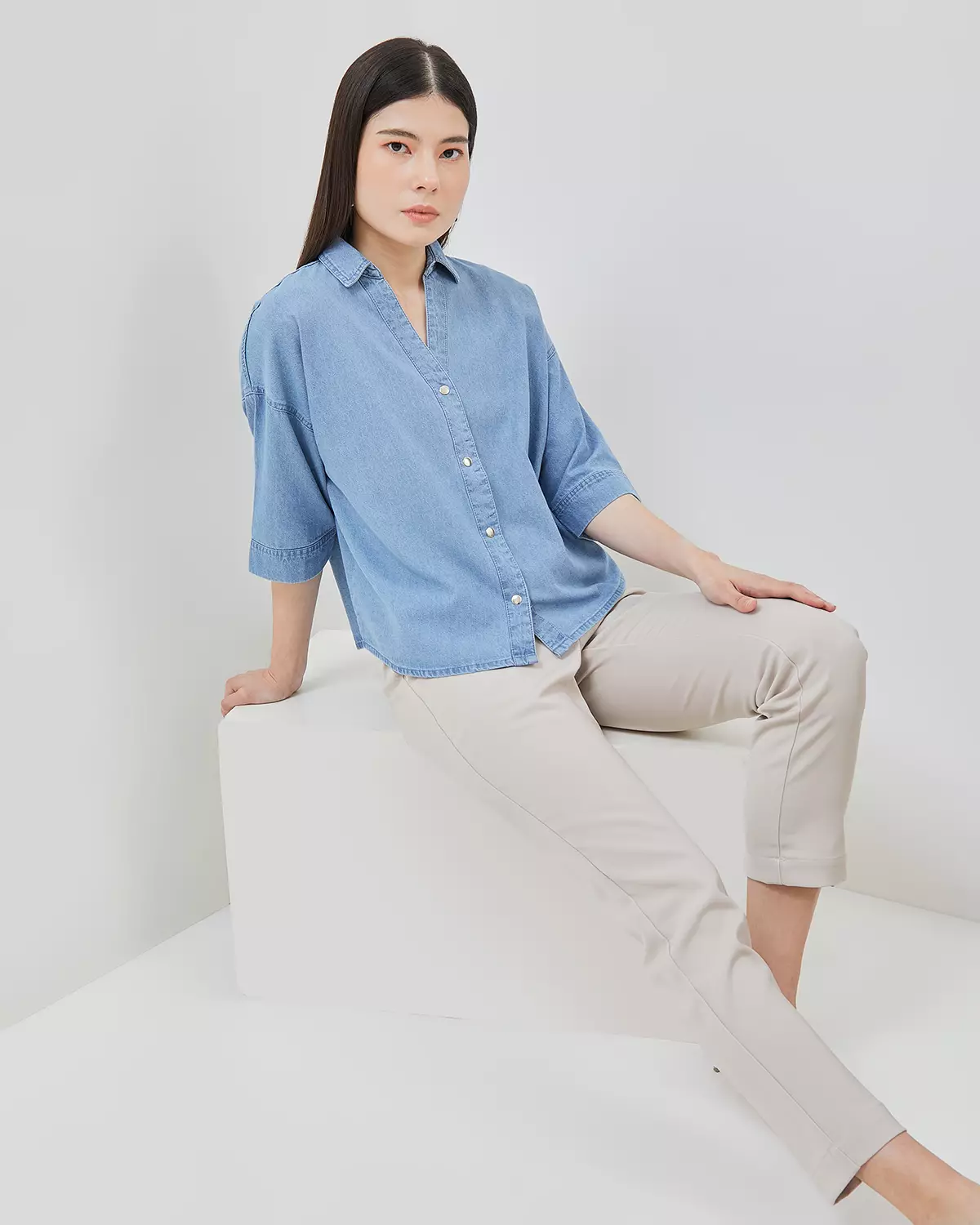 WOMEN'S BLUE DENIM V-NECK SHIRT