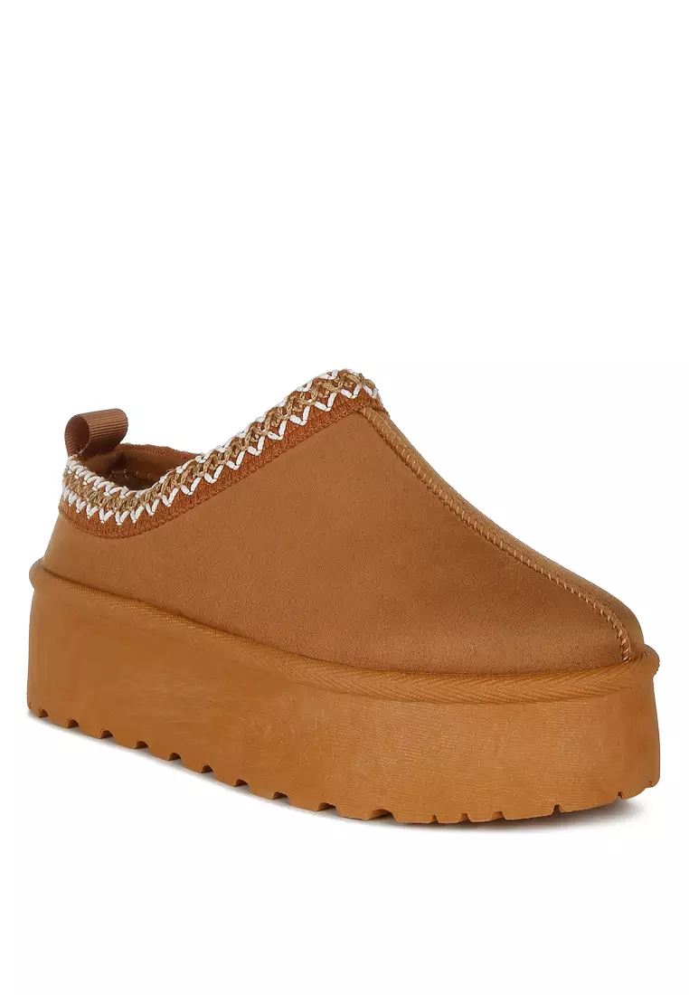 Sandal Slip-On Klasik Berbulu Platform Bordir Coklat Muda