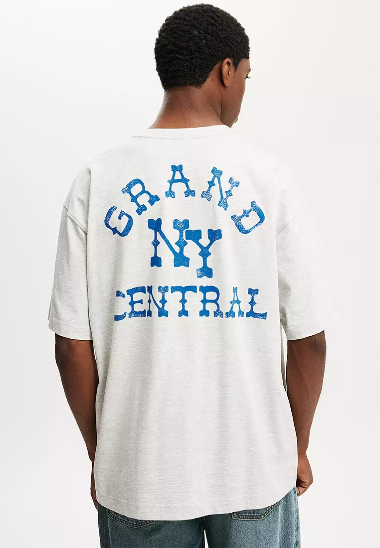 Box Fit Graphic T-Shirt