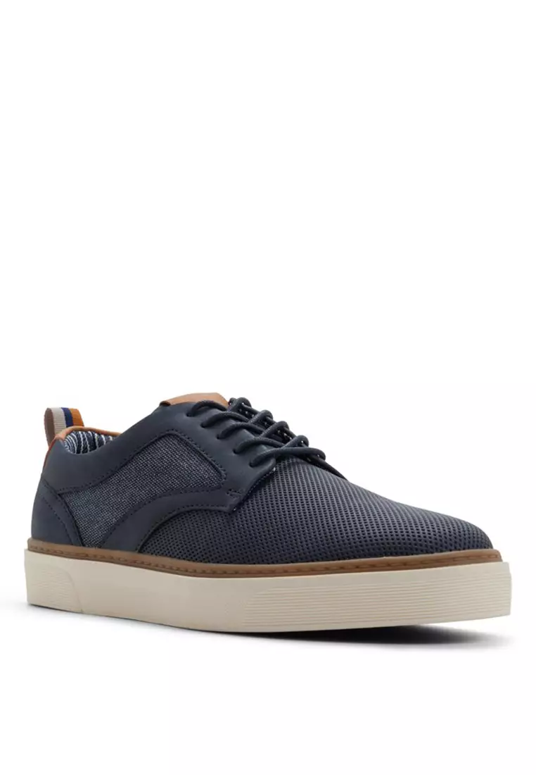 Boldyn Sneakers